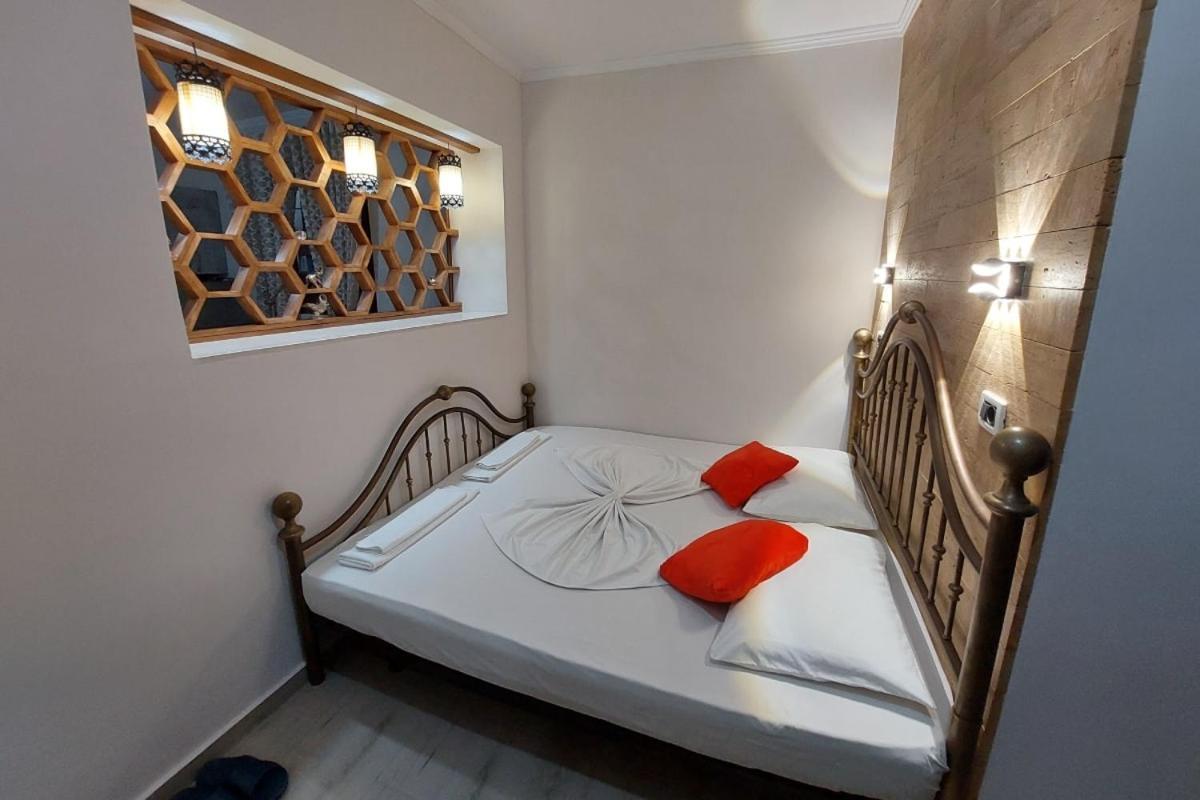 Villa Heljos Apartaments Vlore Exterior photo